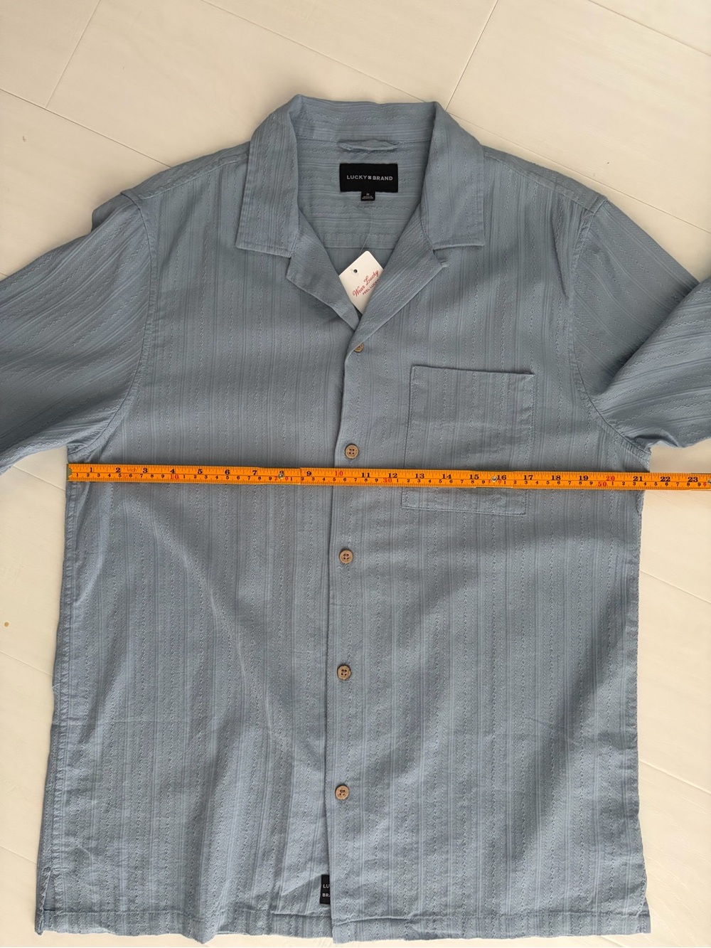 Lucky Brand Men’s Light Blue Short-Sleeve Shirt size Medium Cotton Dobby Stripe - Picture 9 of 14